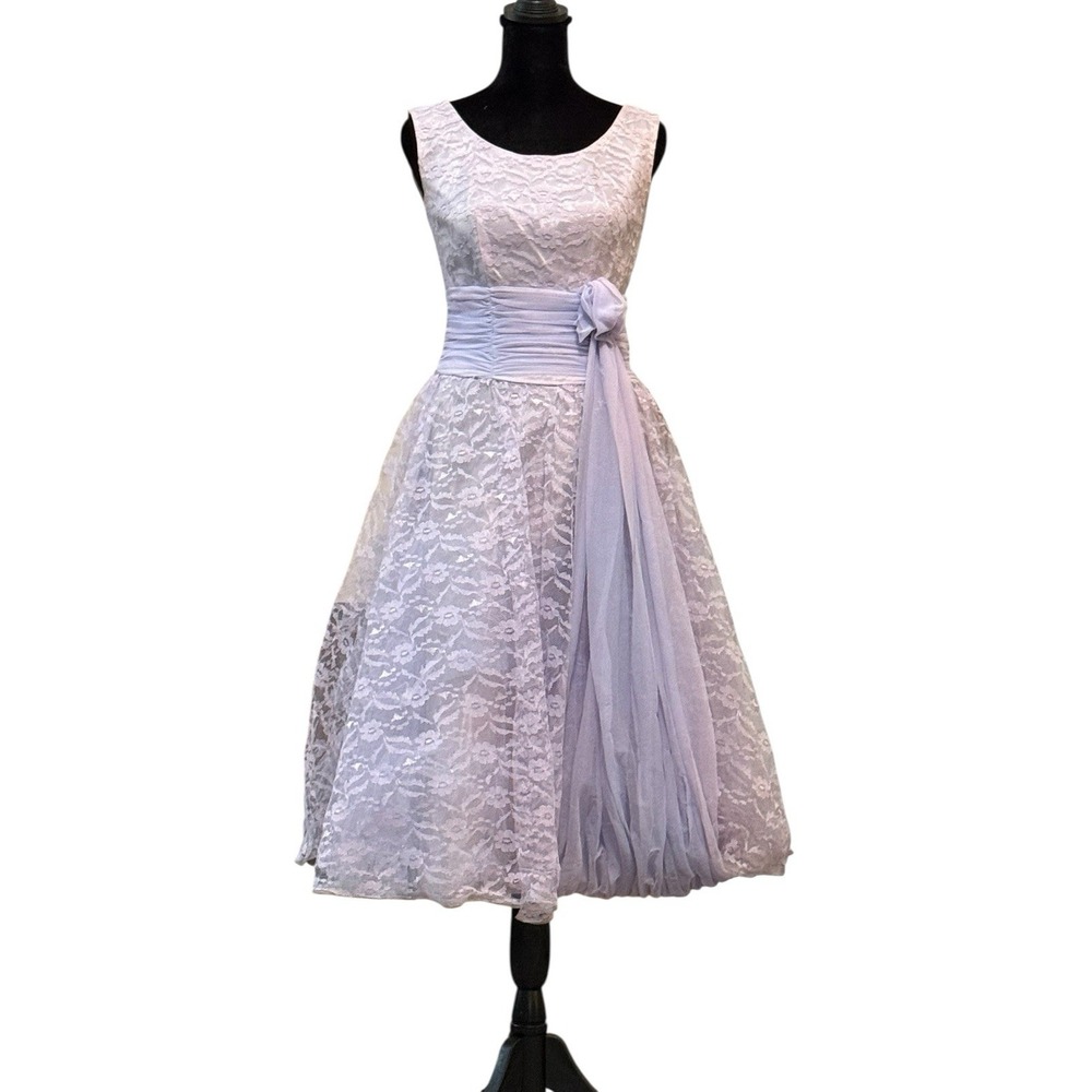 Vintage 1950s 60s Lavender Lace Cocktail Dress ILGWU 22 Waist Full Skirt